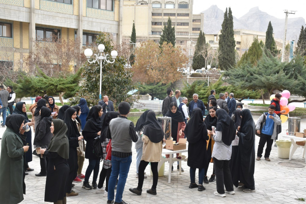 برگزاری جشن میلاد منجی عالم بشریت
