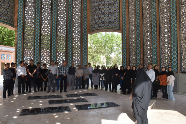 پیاده روی به مناسبت هفته آموزش