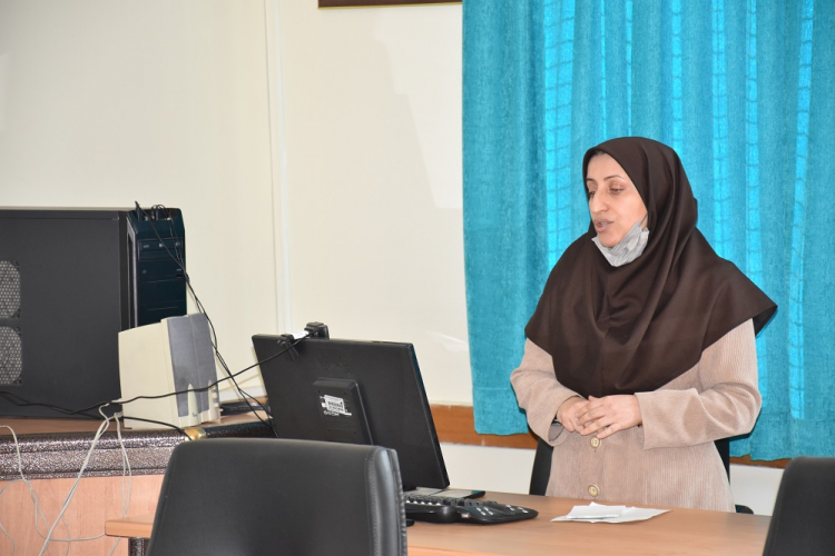 پروین قاسمی - جلسه دفاع کارشناسی ارشد آموزش جامعه نگر در نظام سلامت 
