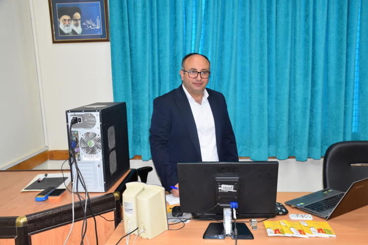 دفاع پایان‌نامه دکترای تخصصی آموزش بهداشت و ارتقاء سلامت جناب آقای کامل قبادی داشدبی از پایان نامه خود 