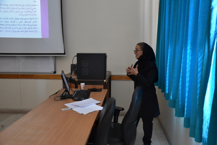 دفاع پایان نامه کارشناس ارشد جامعه نگر سرکار خانم فریبا درودگر