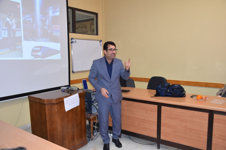 دفاع پايان نامه کارشناسي ارشد (MSc) در رشته مديريت سلامت، ايمني و محيط زيست (HSE) جناب آقای رسول قوی پنجه