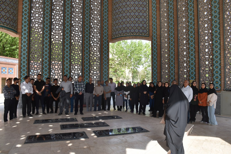 پیاده روی به مناسبت هفته آموزش