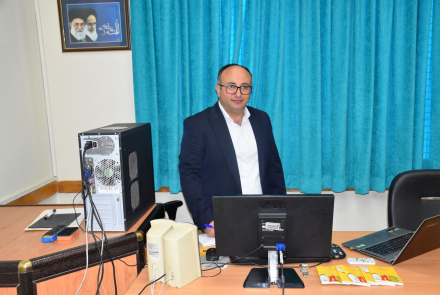 دفاع پایان‌نامه دکترای تخصصی آموزش بهداشت و ارتقاء سلامت جناب آقای کامل قبادی داشدبی از پایان نامه خود 