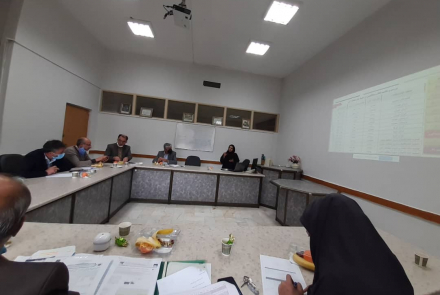 دفاع پایان نامه خانم مهندس سمندری دانشجوی کارشناسی ارشد مهندسی بهداشت محیط